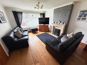 Lounge- click for photo gallery